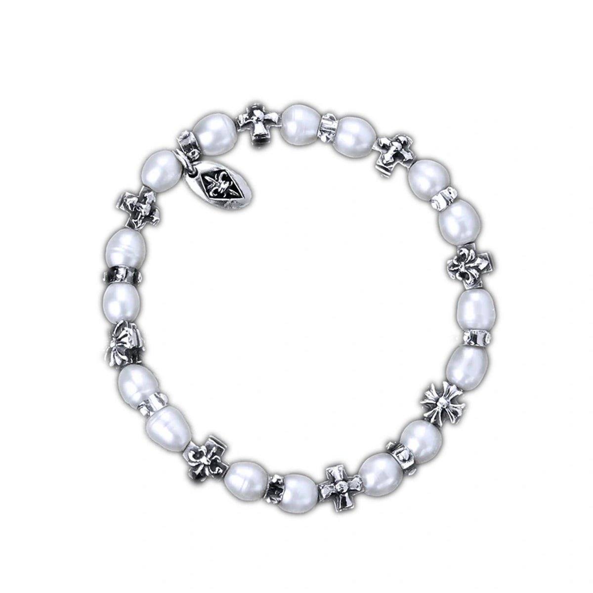 Produktfotografie des Elfcraft Armbands mit weißen Perlen und silbernen Kreuz-Elementen im Lilien-Design und Malteser-Kreuz-Design