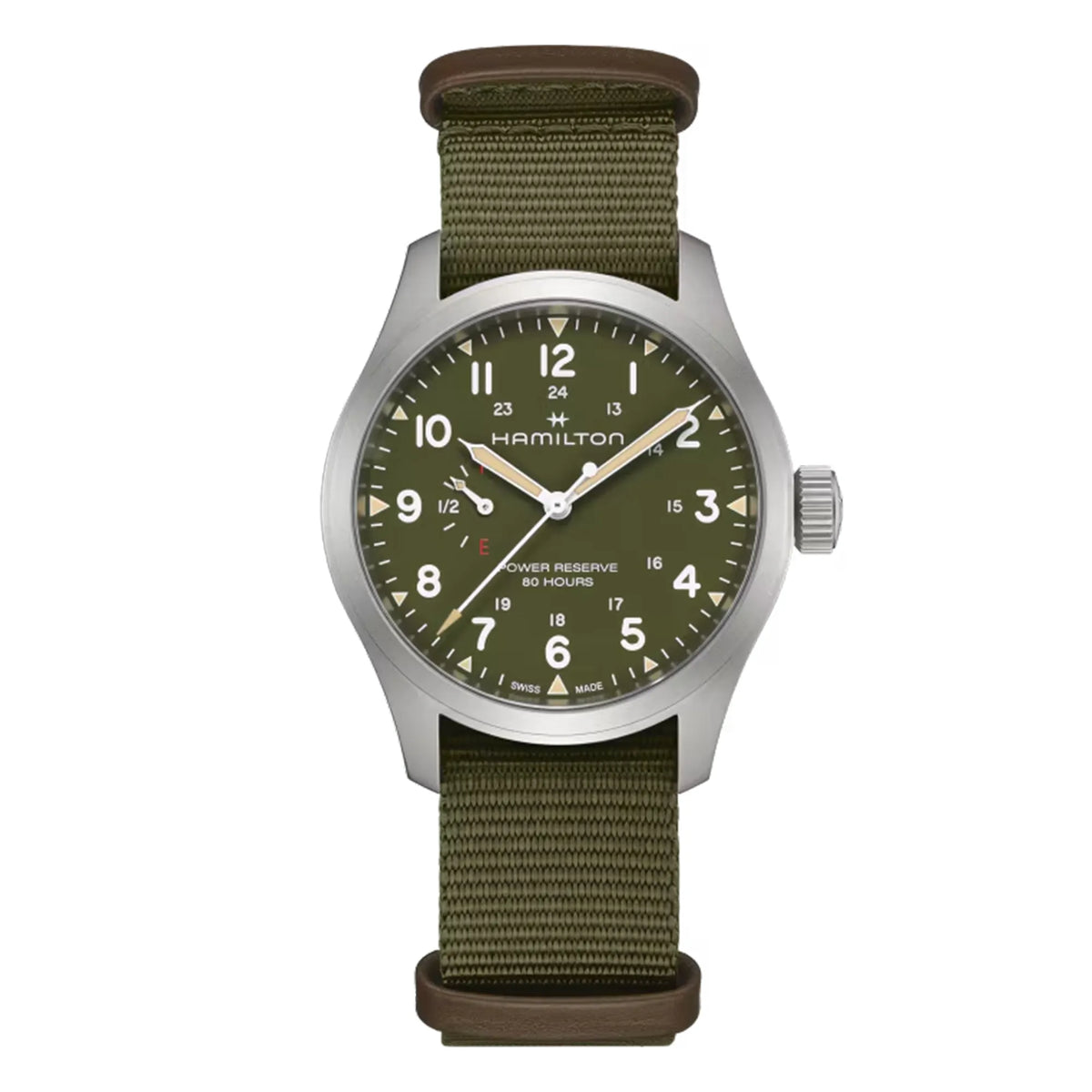Frontale Ansicht der Hamilton Khaki Field Powerreserve H69509960 mit olivgrünem Zifferblatt am Hamilton-typischen olivgrünen Nato-Armband