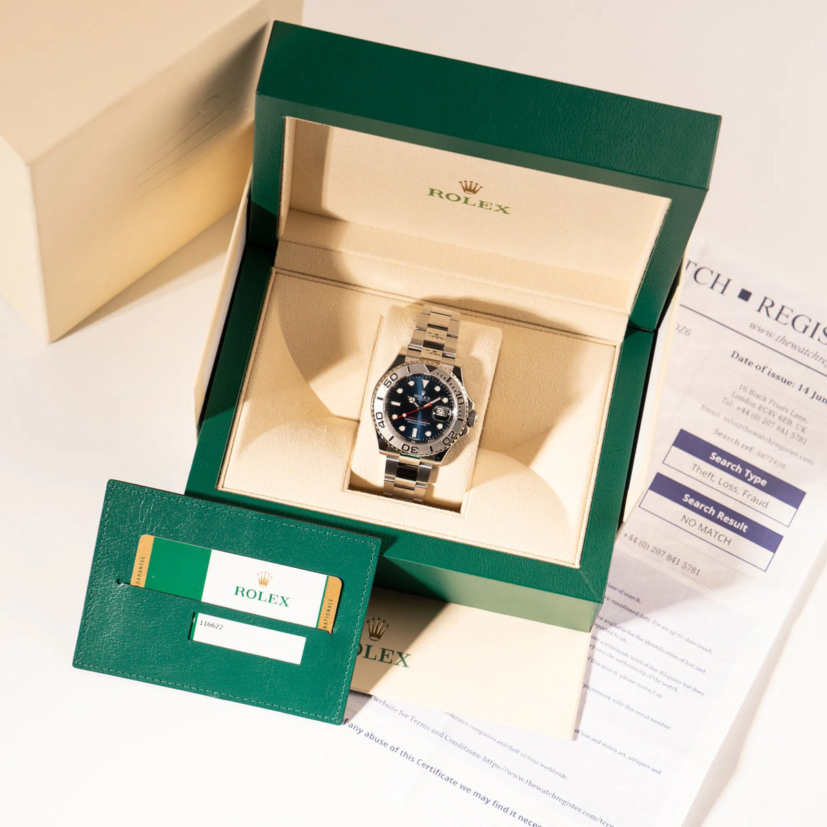 Rolex Yachtmaster 40 mit blauem Zifferblatt der Referenz 116622 zusammen mit dem Lieferumfang, bestehend aus Uhr, Box, Papieren und Erstkaufrechnung