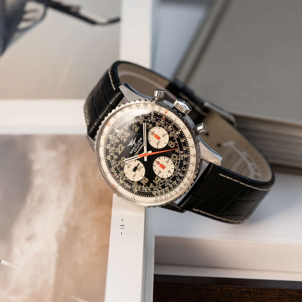 Titelbild des Vintage Chronographen Navitimer Cosmonaute von Breitling aus Ende der 60er Jahre