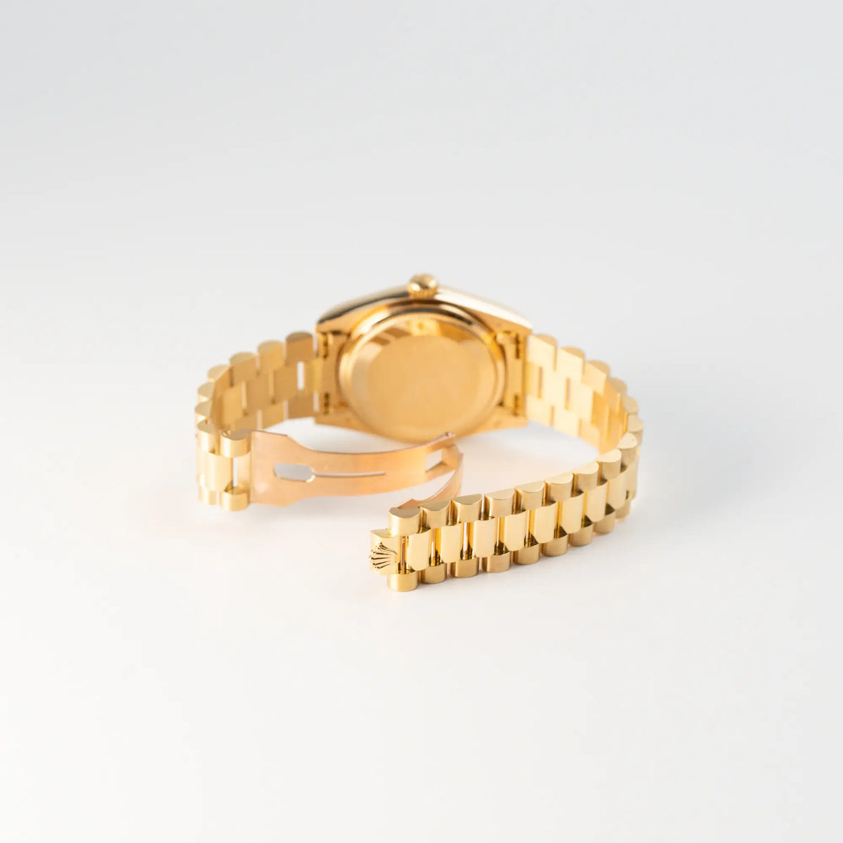 Geöffnete Faltschliesse der Rolex Day-Date 36 (Referenz: 18038) in Gelbgold mit blauem Diamant-Zifferblatt
