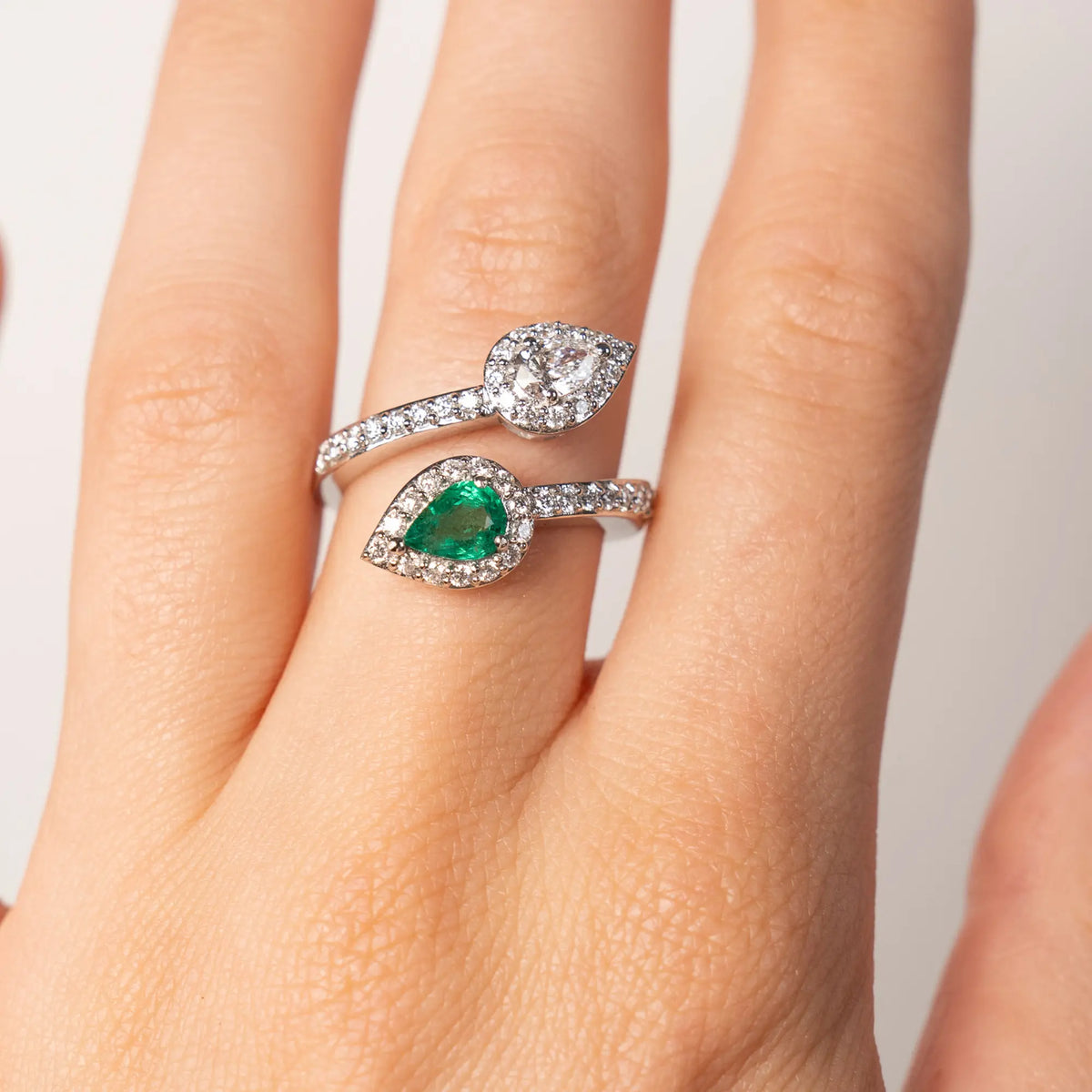 Emerald Diamond ring | 18ct white gold | Collezione Piazza di Spagna